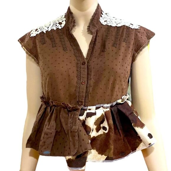 V Neck Short Sleeve Button Down Ruffle Trim Boho Western Shirt True Rebel - Picture 2 of 3